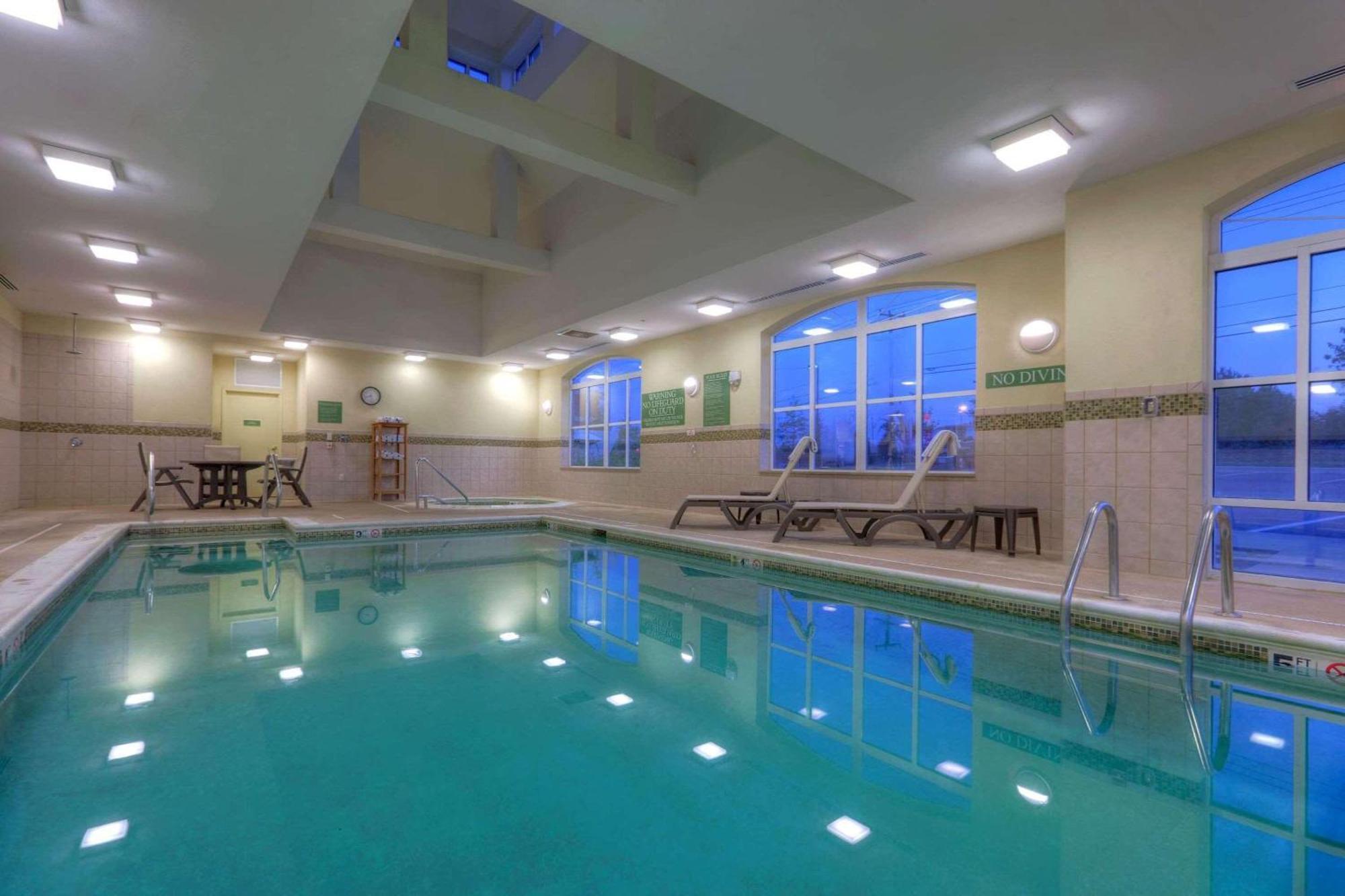 Country Inn & Suites By Radisson, Fredericksburg, Va Съоръжения снимка